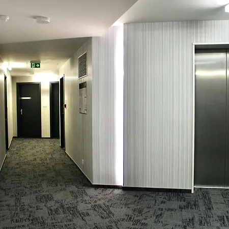 Downtown View Apartment *